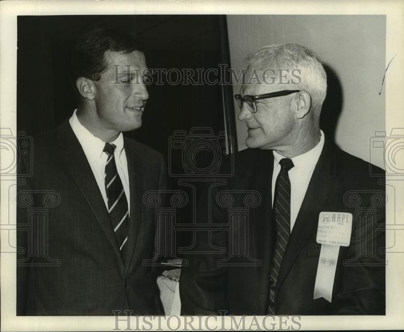 Load image into Gallery viewer, 1967 Press Photo AAPL American Association of Petroleum Landmen presidents
