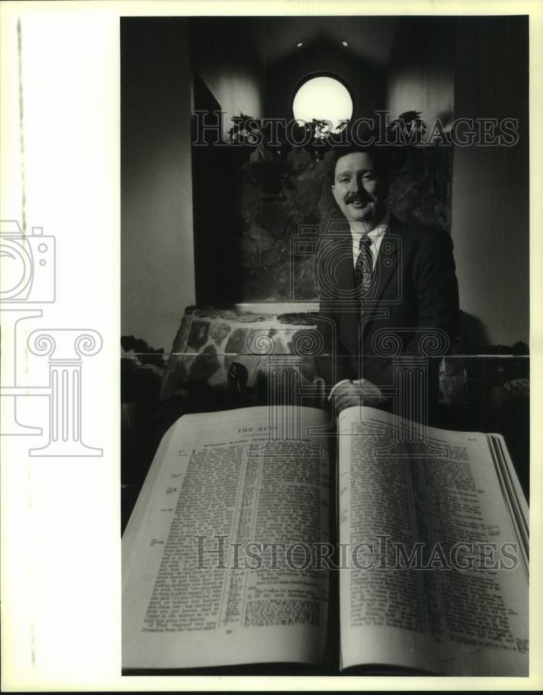 1994 Press Photo Martin Moore, minister of Causeway Boulevard Church, Mandeville- Historic Images