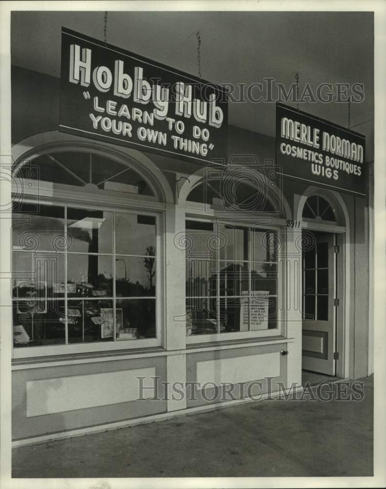 1971 Press Photo The Marle Norman at Village Square Shopping Center in Chalmette- Historic Images