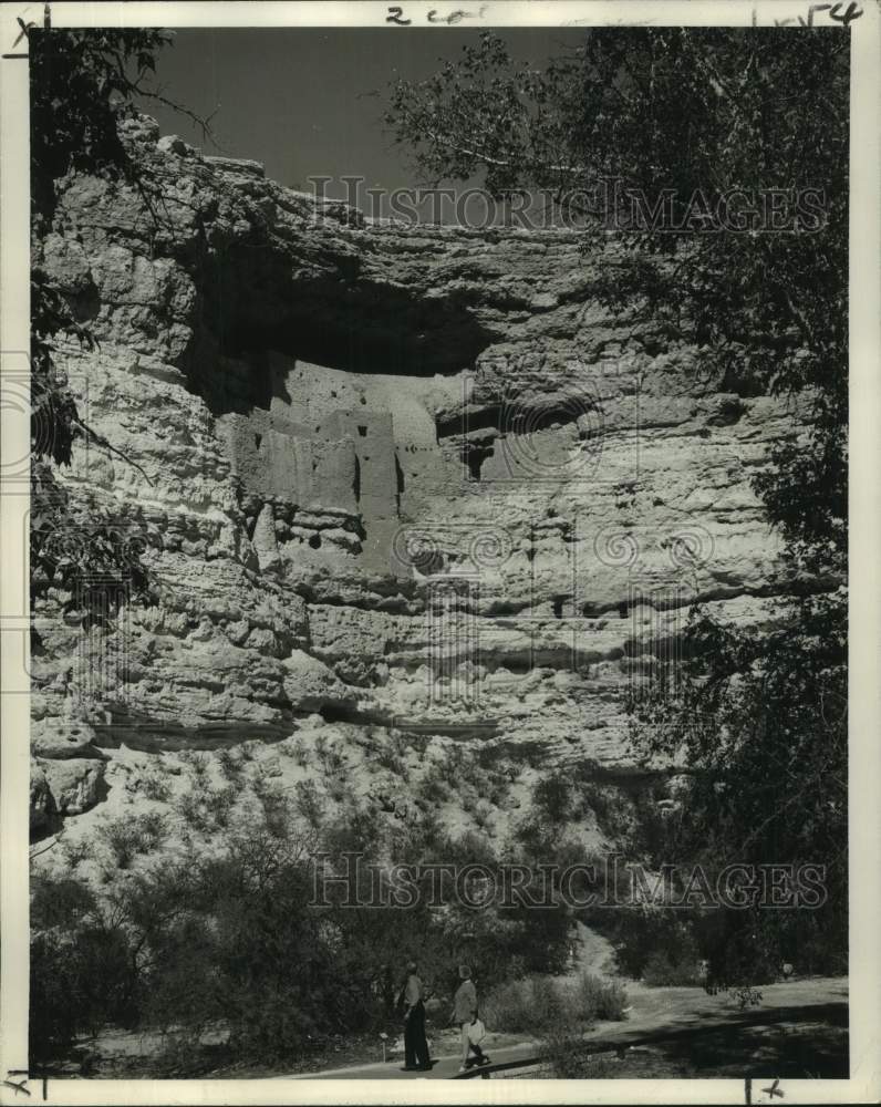 1964 Press Photo Home of ancient desert cliff dwellers, Montezuma Castle- Historic Images