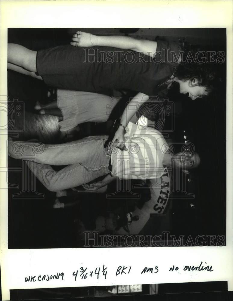 1992 Press Photo Toby Salsman Teaches Debralee Populus Cajun Dancing, Mulate&#39;s