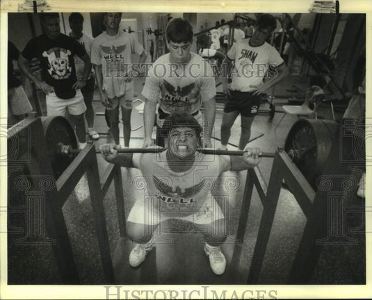 1989 Press Photo Joe Monaco Lifts Over 400 Pounds During Workout At Shaw High- Historic Images