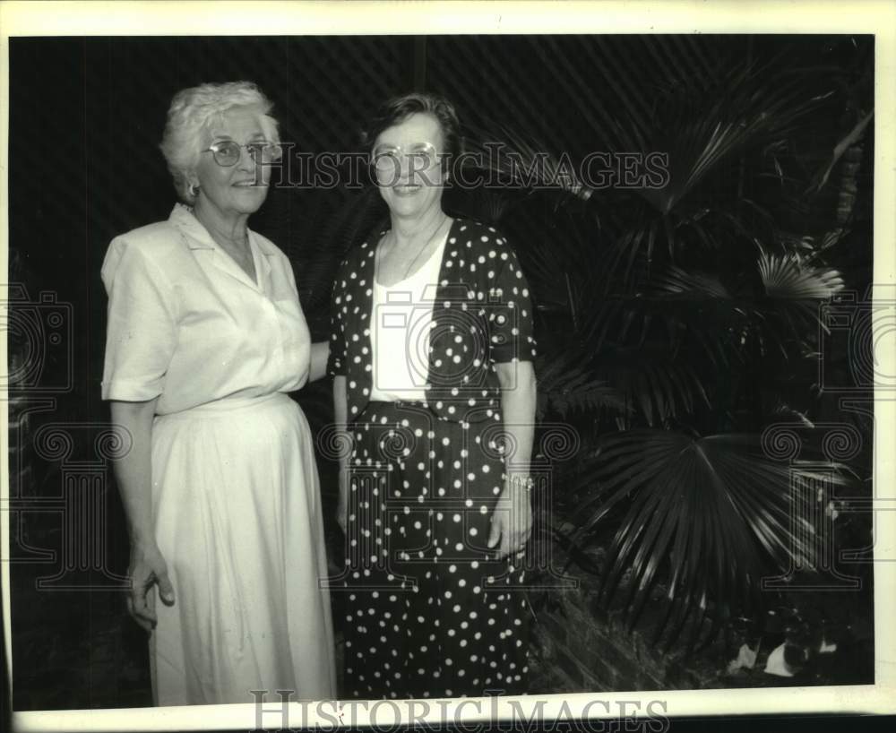 1992 Press Photo Jane Molony, Mickey Scheyd attend &quot;Revel with a Cause&quot; party- Historic Images