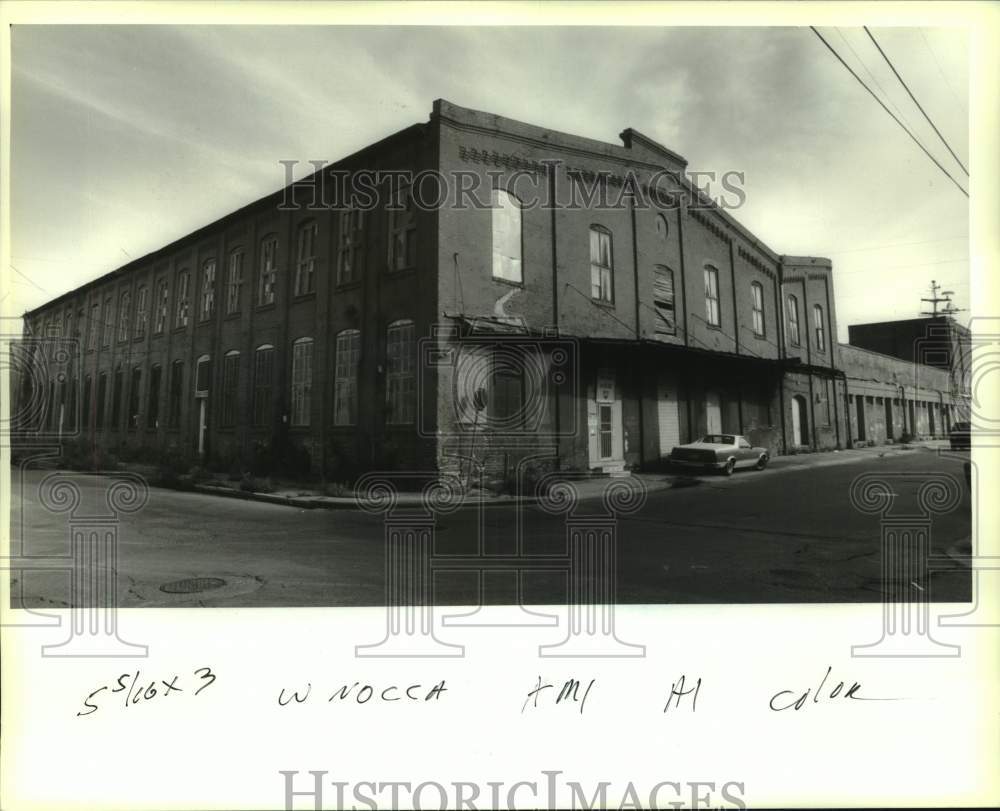 1993 Press Photo Old brick warehouse will be converted for new NOCCA school- Historic Images