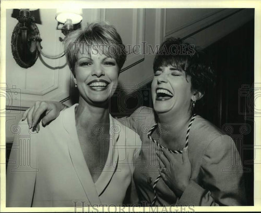 1994 Press Photo Pat Moody at Saks Fifth Avenue event- Historic Images