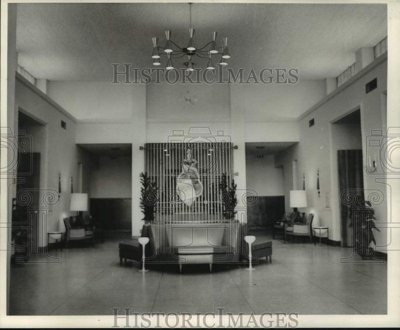 Load image into Gallery viewer, 1961 Press Photo Mothe Funeral Parlor lobby - nob91982
