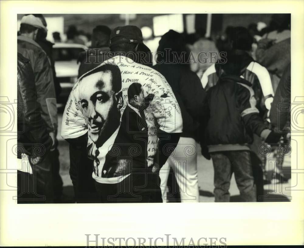 1992 Press Photo Donnie Hills Honors Dr. Martin Luther King Jr. Birthday- Historic Images