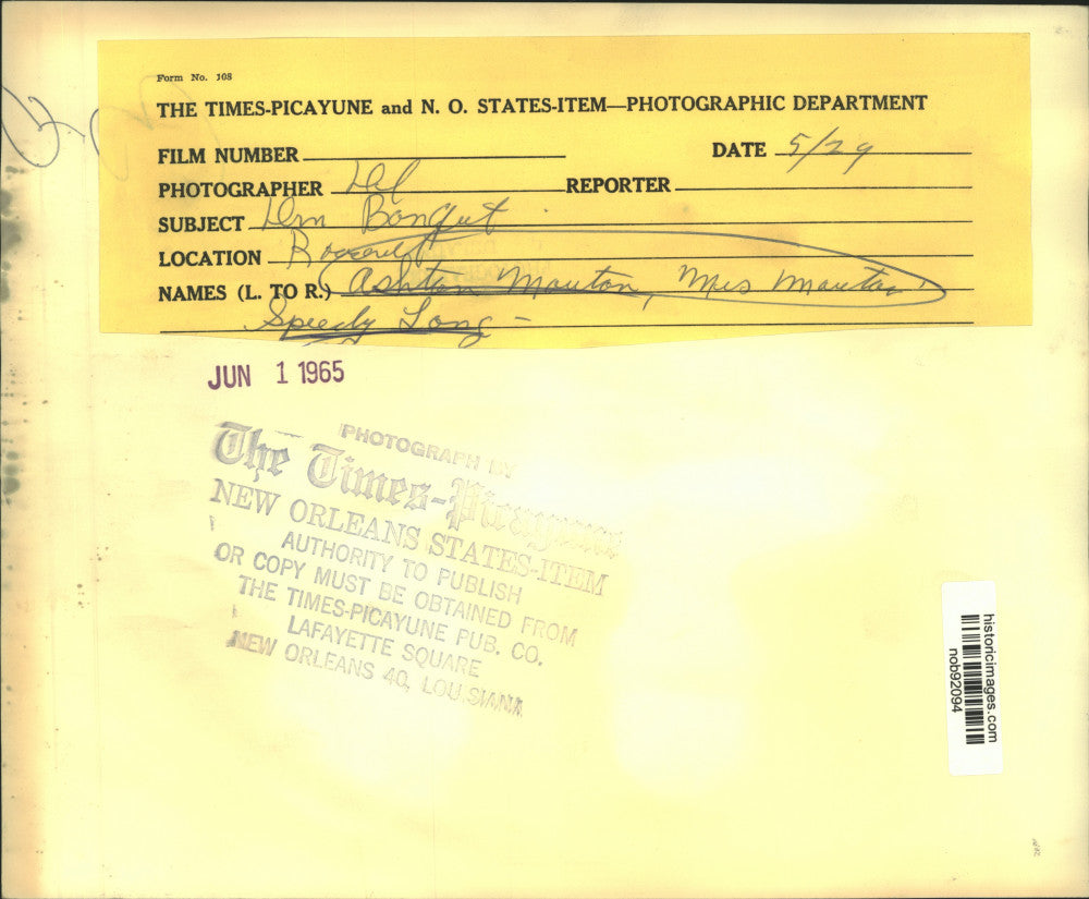 1965 Press Photo Mr. & Mrs. Ashton Mouton with Speedy Long attend Banquet