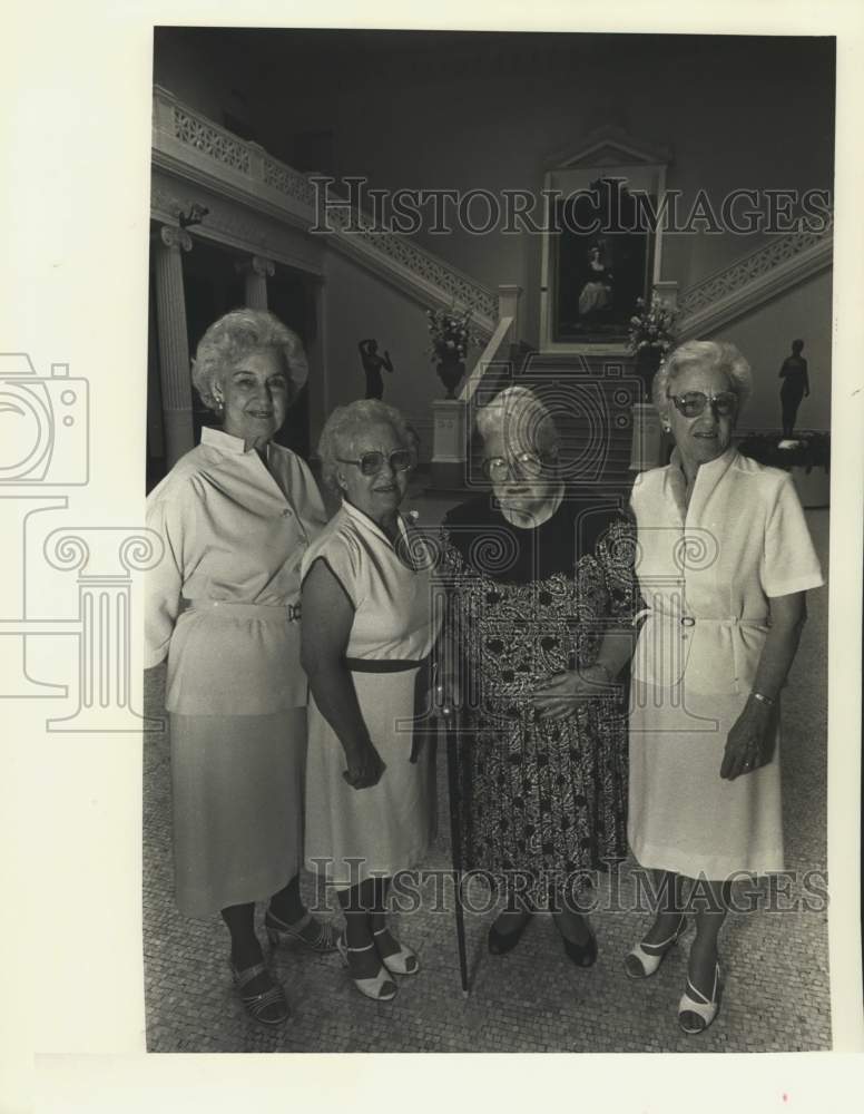 1986 Press Photo The McMurray sisters used to live in what is now the NOMA