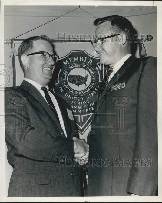 1963 Press Photo Officers of the New Orleans East Junior Chamber during election