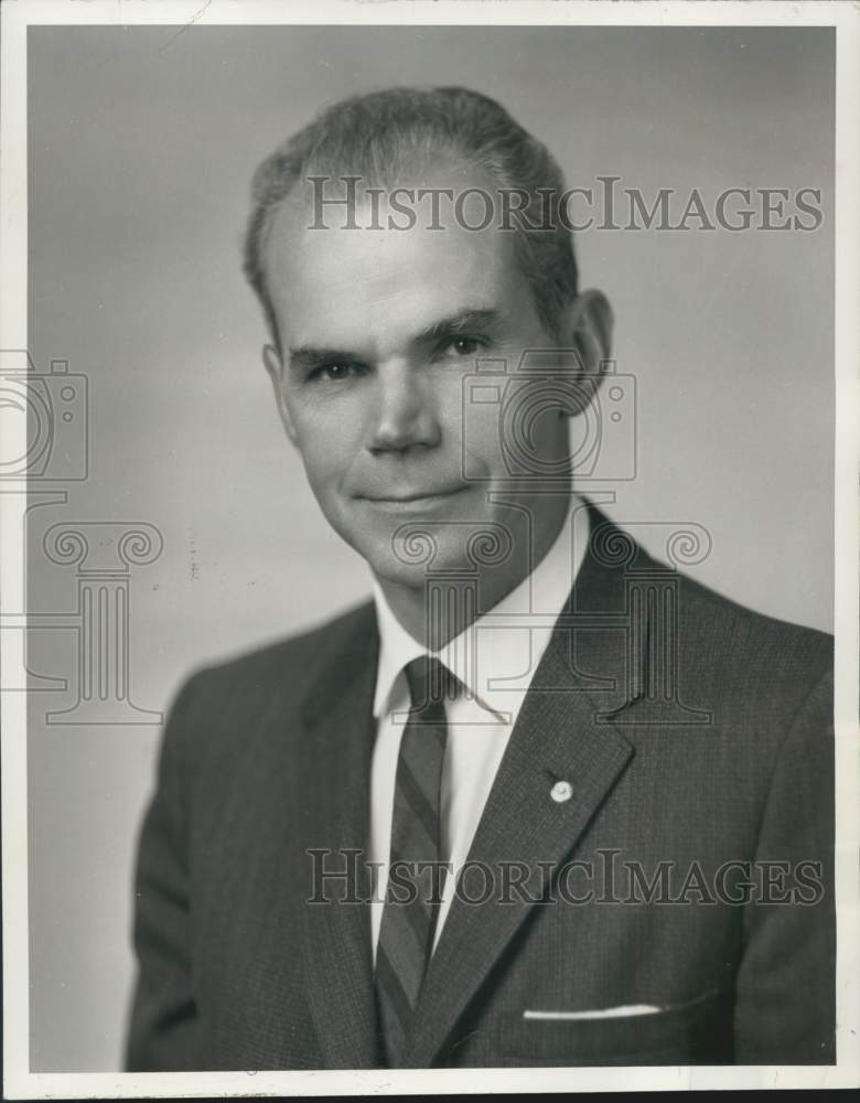 1969 Press Photo Dr. John Middleton, director of National Air Pollution Control