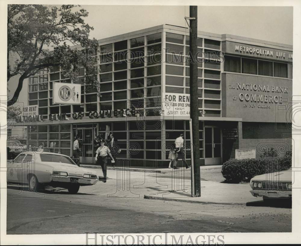 1967 Press Photo Exterior view of National Bank of Commerce, 3201 S. Carrollton