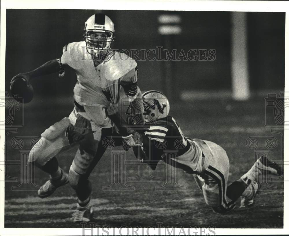 1986 Press Photo Football: Newman vs. Country Day during 3rd quarter at Newman- Historic Images