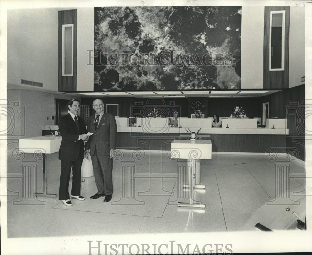 1974 Press Photo City Councilman Joseph Dirosa &amp; Louis Rousell, chairman of bank- Historic Images