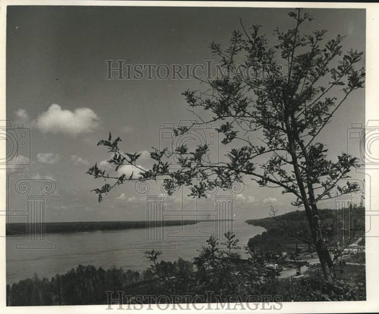 1967 Press Photo General view of a lake in Natchez, Mississippi - nob93404