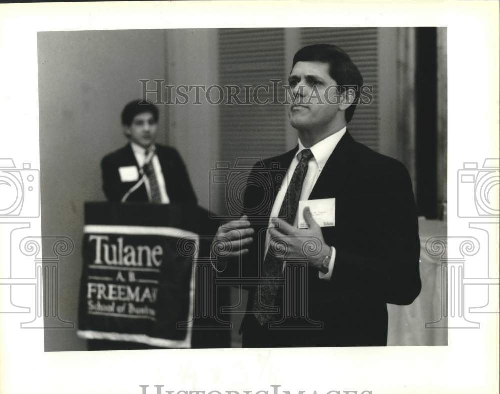 1992 Press Photo Greg Naquin at Tulane conference, Phillip Gunn in background- Historic Images