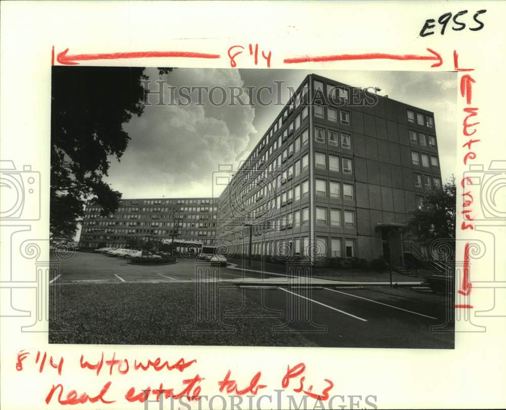 1982 Press Photo View of Metairie Towers Condominiums at 401 Metairie Road- Historic Images