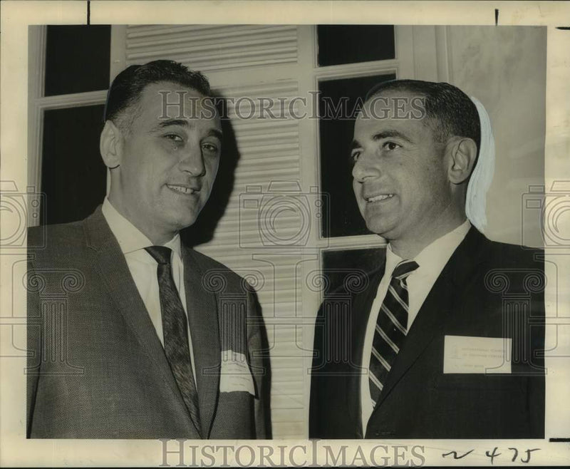 Load image into Gallery viewer, 1965 Press Photo Ralph Biernbaum, Southern Regional speaker with Wilbur Marvin
