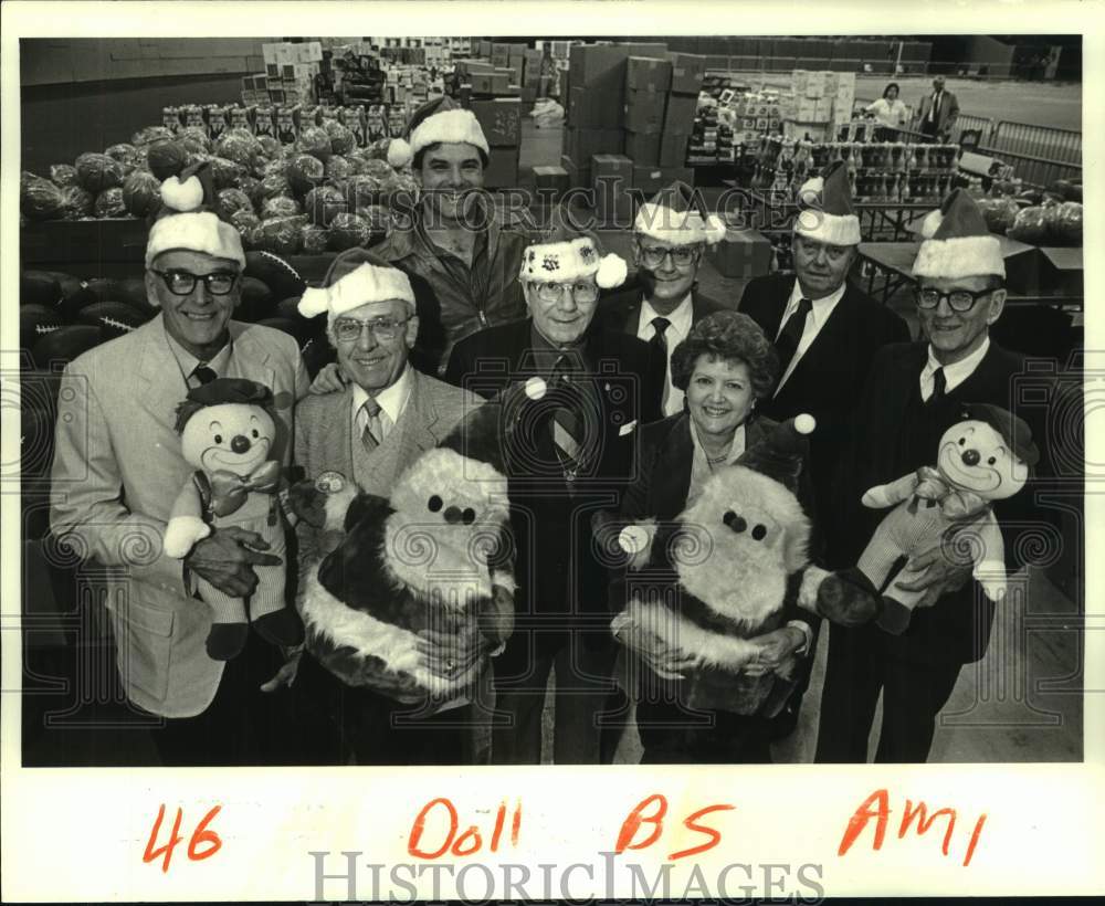 1986 Press Photo Executive Committee members of the Doll and Toy Fund- Historic Images