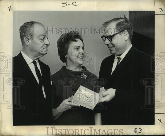 1965 Press Photo Mrs. Rosina Laviolette honored - service to N.O. Public Library- Historic Images