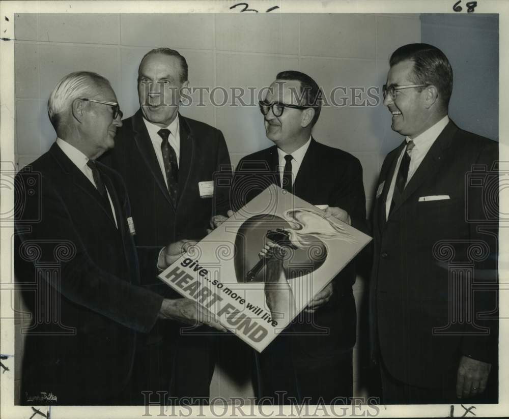 1967 Press Photo Members at American Heart Association Heart Fund conference- Historic Images