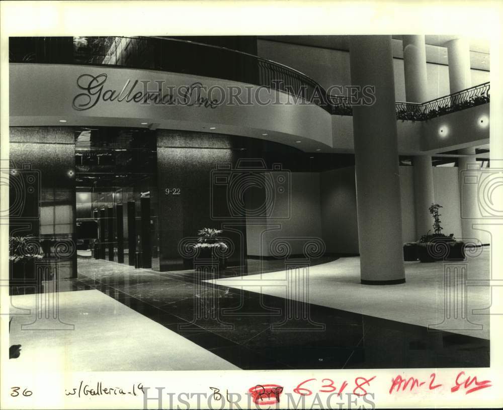 1986 Press Photo View of the lobby of Metairie Galleria- Historic Images