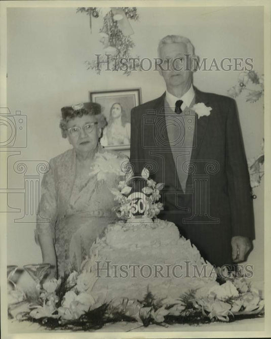 1959 Press Photo Mr. & Mrs. Adolph B. Mevers Sr., celebrate 50th Anniversary
