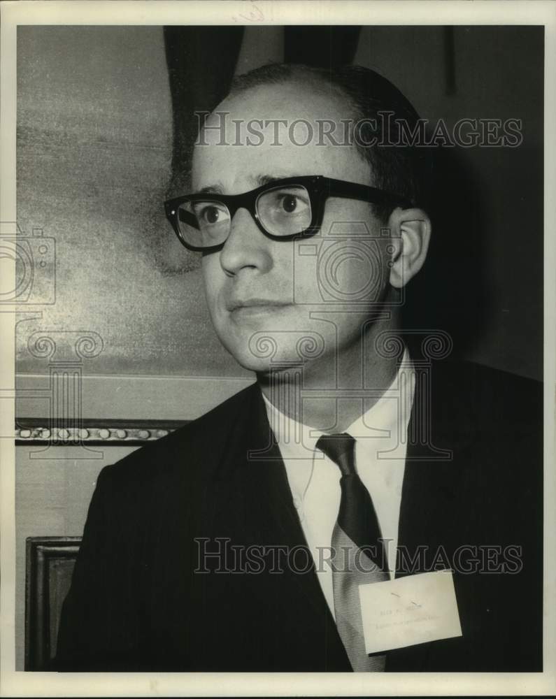 1968 Press Photo Alex Meyer of Amana Refrigeration Incorporated at Royal Orleans