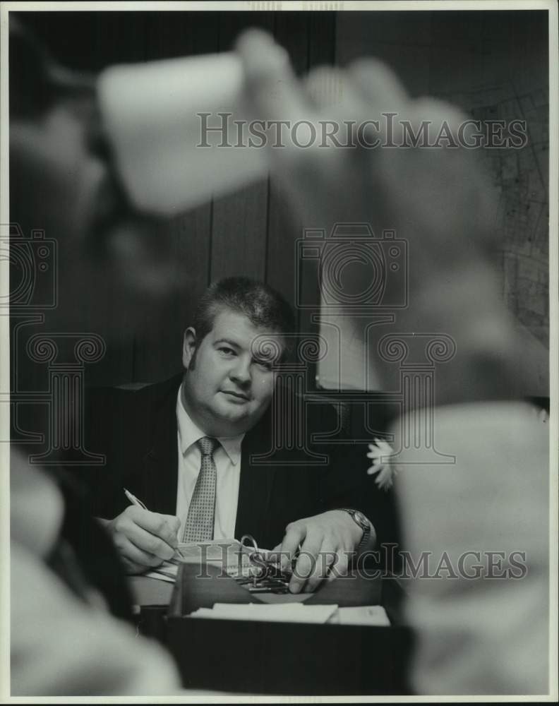 1969 Press Photo Dr. William A. Bloom Supervises Methadone Patient, New Orleans