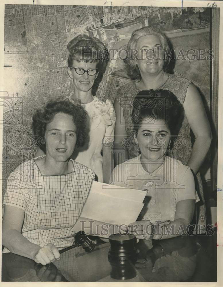 1967 Press Photo New Orleans-Officers of the President's Cooperative School Club