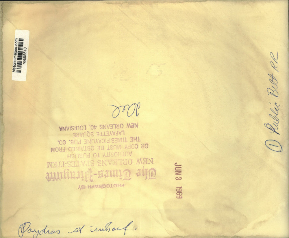 1966 Press Photo Trash Creates Unsafe Conditions On Rails, Poydras Street Wharf