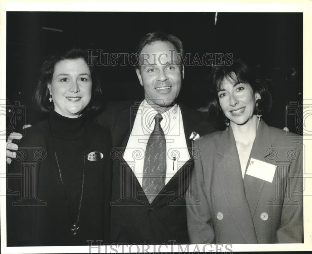 1993 Press Photo Julie and Bob Nuzum, Cathy Shepard at SPCA Event- Historic Images