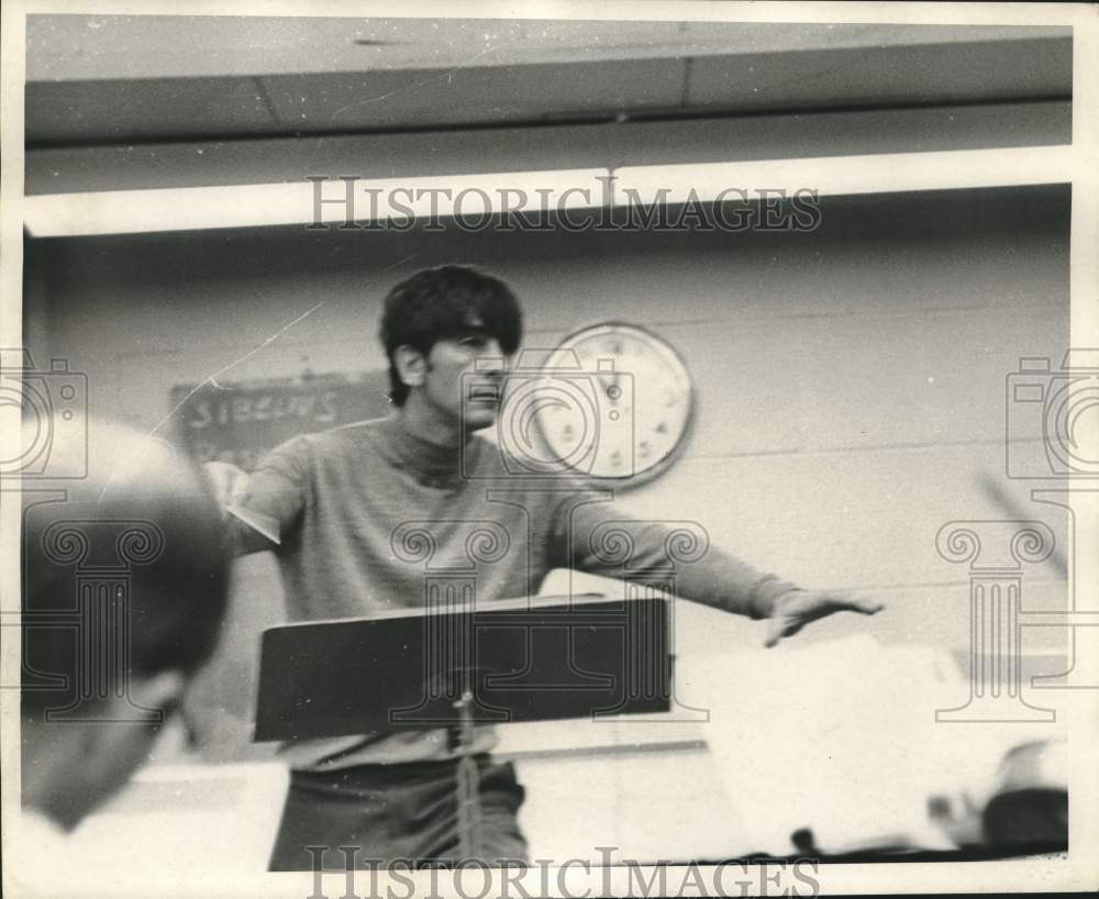 1970 Press Photo New Orleans Philharmonic conductor- Historic Images