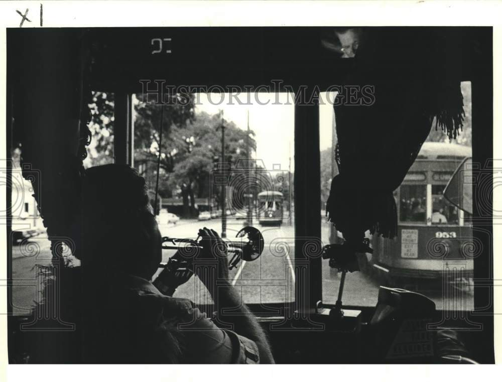 Press Photo New Orleans Pops Guild made tracks on streetcar at Willow Street- Historic Images