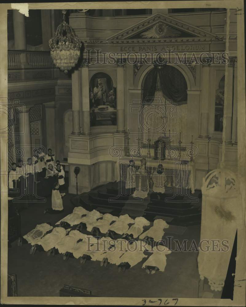 1950 Press Photo Graduates from Notre Dame seminary were ordained to priesthood