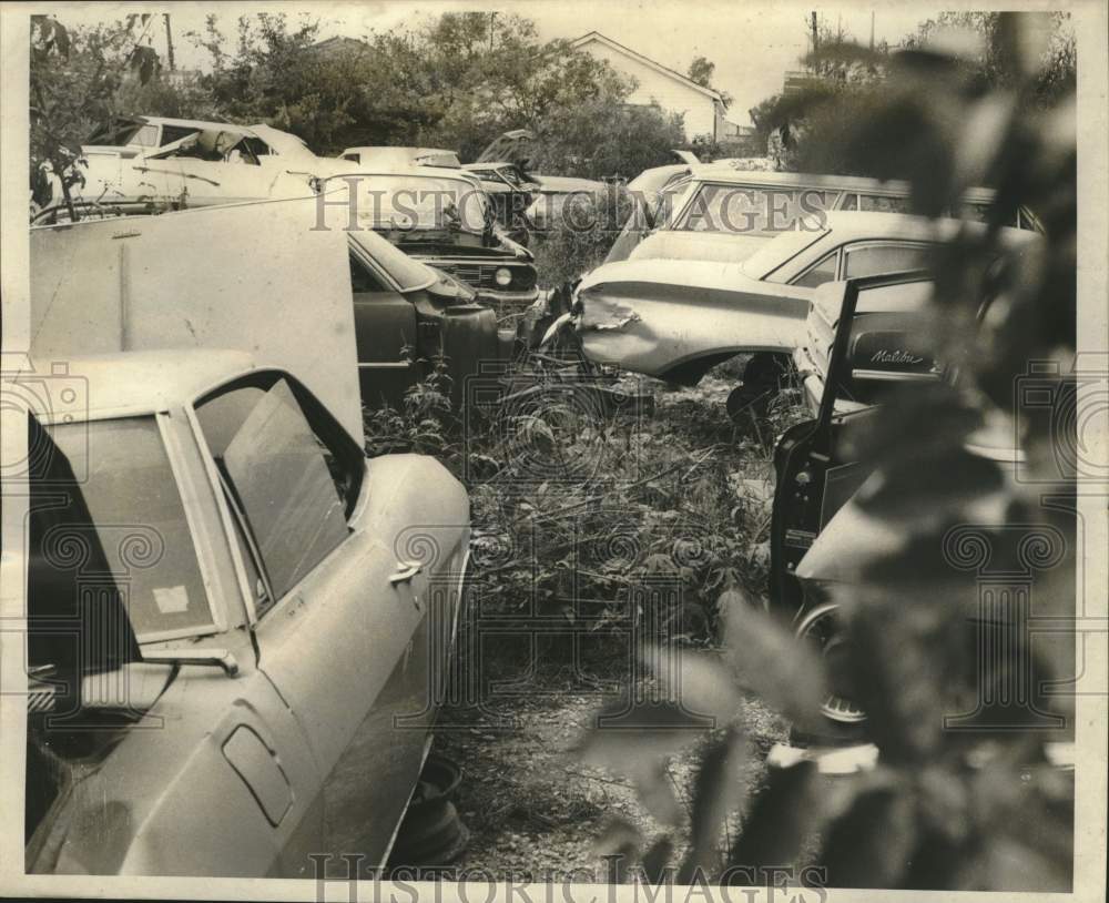 1969 Press Photo Broken cars at Whitney Junkyard - nob97810