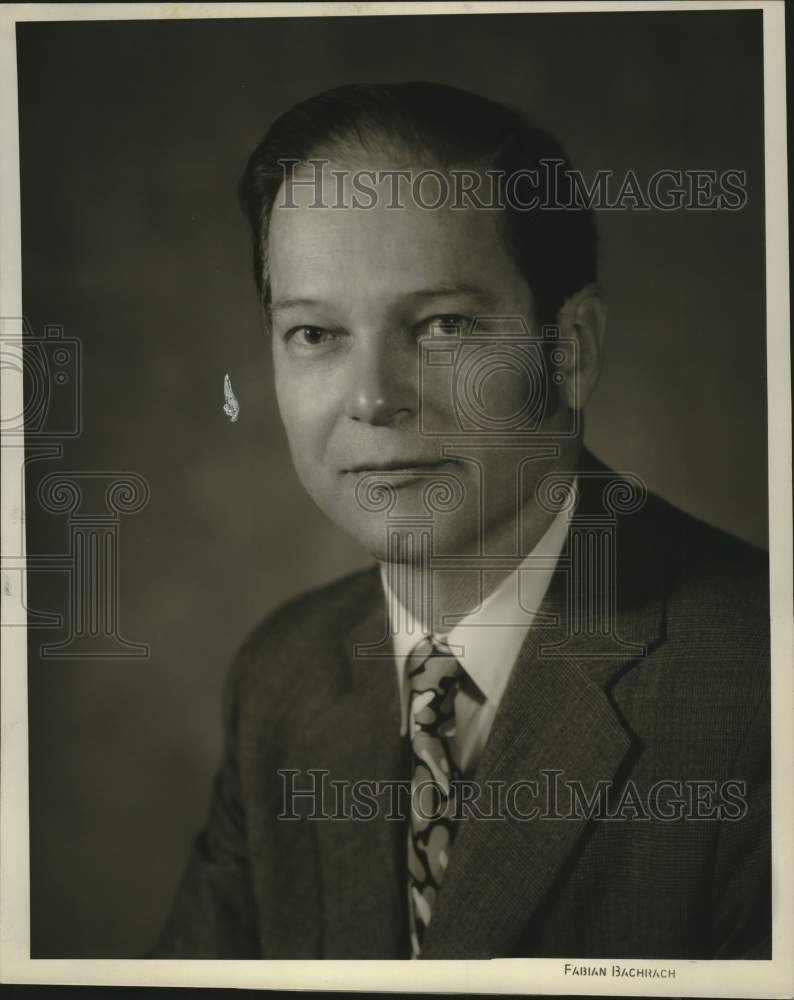 1976 Press Photo Bruce Netschert of the National Economic Research Association- Historic Images