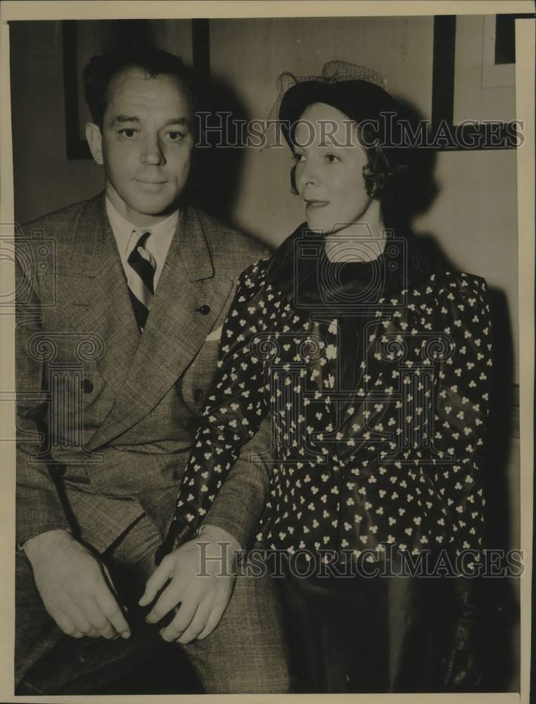 1936 Press Photo Charles MacArthur former newspaper man &amp; his wife Helen Hayes- Historic Images