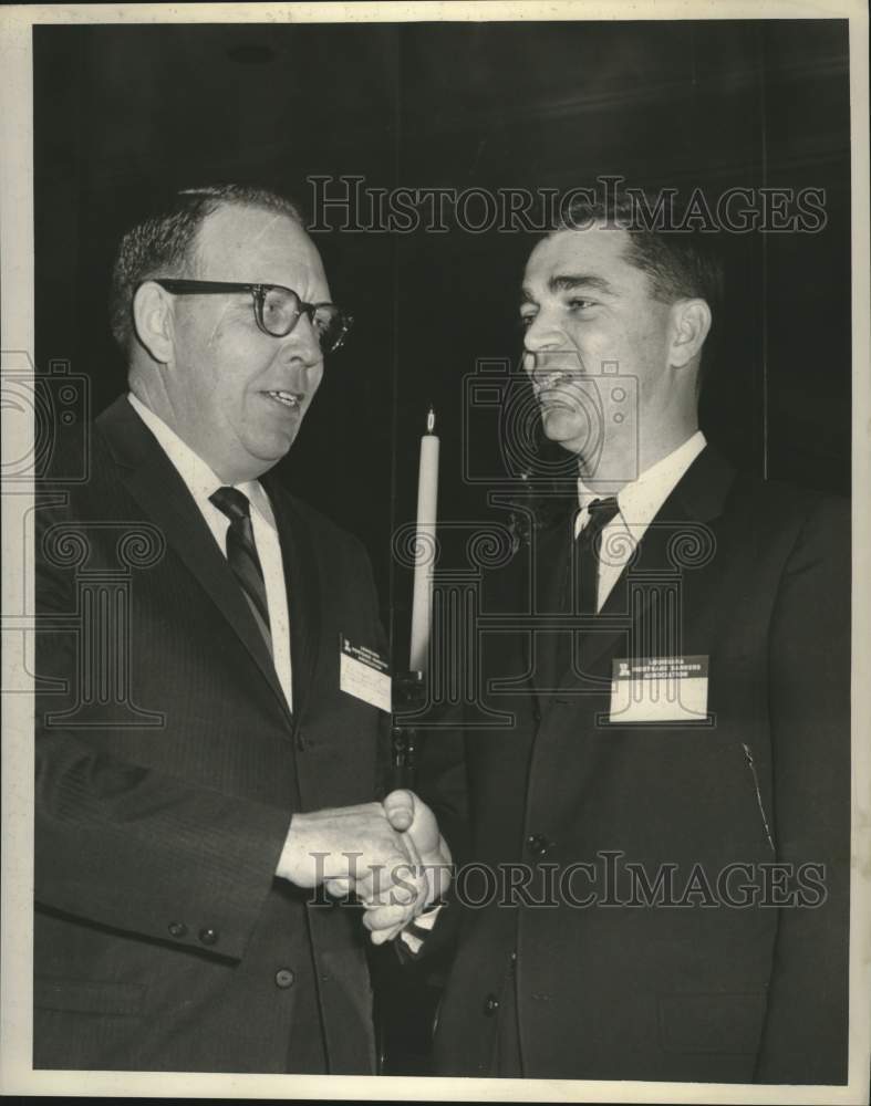 1962 Press Photo Louisiana Mortgage Bankers Association Outgoing & new president- Historic Images