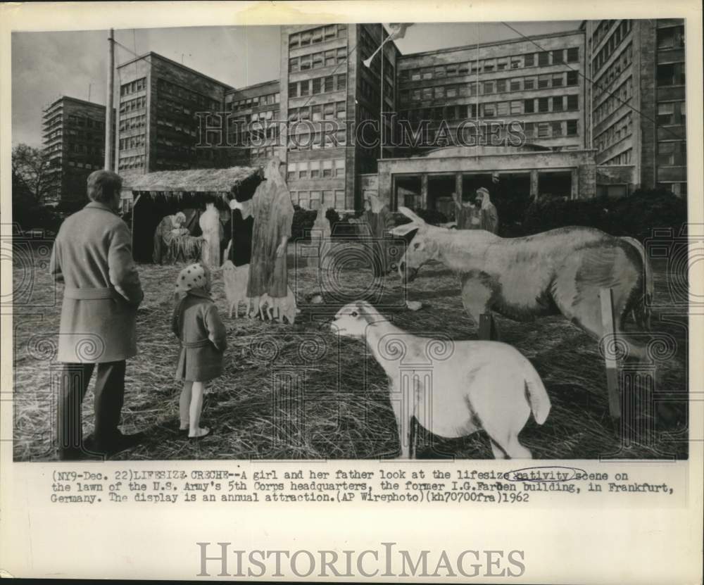 1962 Press Photo Nativity scene on the lawn of the U.S. Army&#39;s 5th Corps- Historic Images