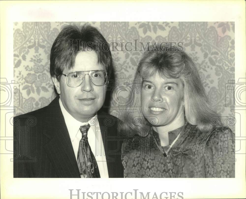 1994 Press Photo Doctor Steve and Julie Nelson at University Hospital Party- Historic Images