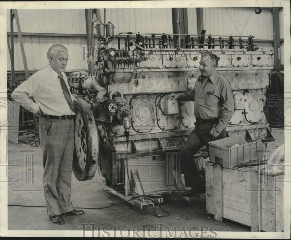 1974 Press Photo Herman H. Oosterhuis, Bill Heffker, Of Oosterhuis Industries- Historic Images