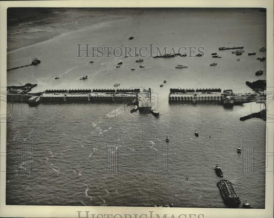 1961 Press Photo Final Section Installed In Veersche Gat Seaway, The Netherlands