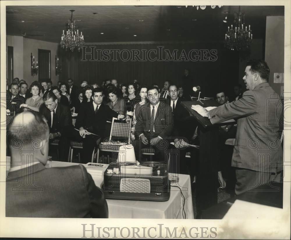 1962 Press Photo Frank Feroni Speaks At Hearing Regarding New Orleans Airport