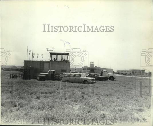 1966 Press Photo Vehicles Parked Near Control Tower, New Orleans Airport