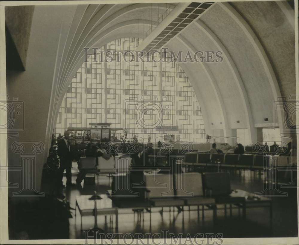 1962 Press Photo Vaulted Ceiling In Waiting Area, Moisant International Airport