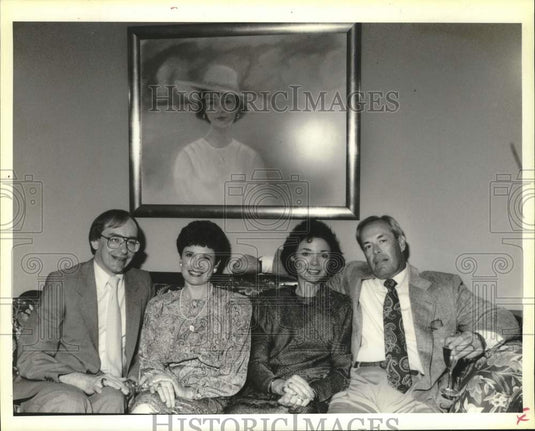1990 Press Photo Dr. Fred & Susan Rodriguez, Lynne & Dr. Harold Neitzschman