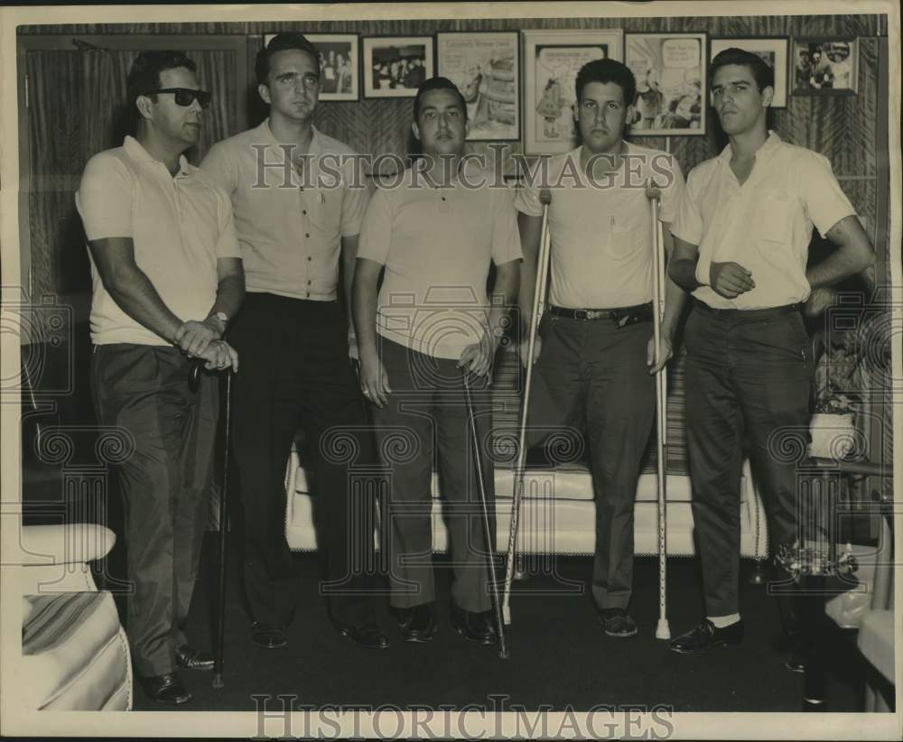 1962 Press Photo Cuban Ransom Seekers At City Hall, New Orleans - nob99071