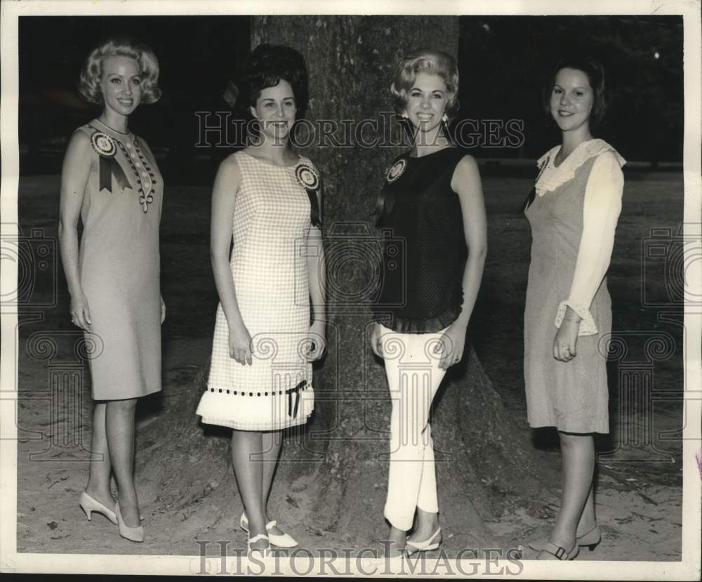 1966 Press Photo Winner Joy Woods And Runners-Up In Miss Louisiana Pageant- Historic Images