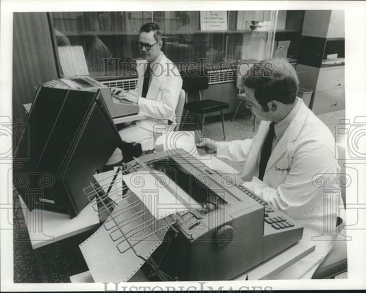 1969 Press Photo Physicians Enter Data At Hospital Workstation - nob99419- Historic Images